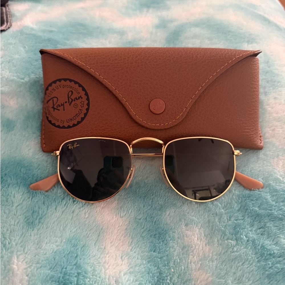 Ray-Ban Gold and Black Aviator Sunglasses